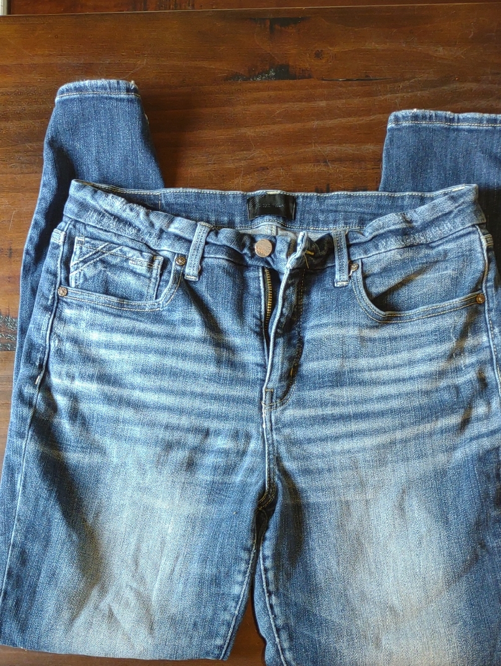 Buckle Women's Faded Blue Skinny Jeans